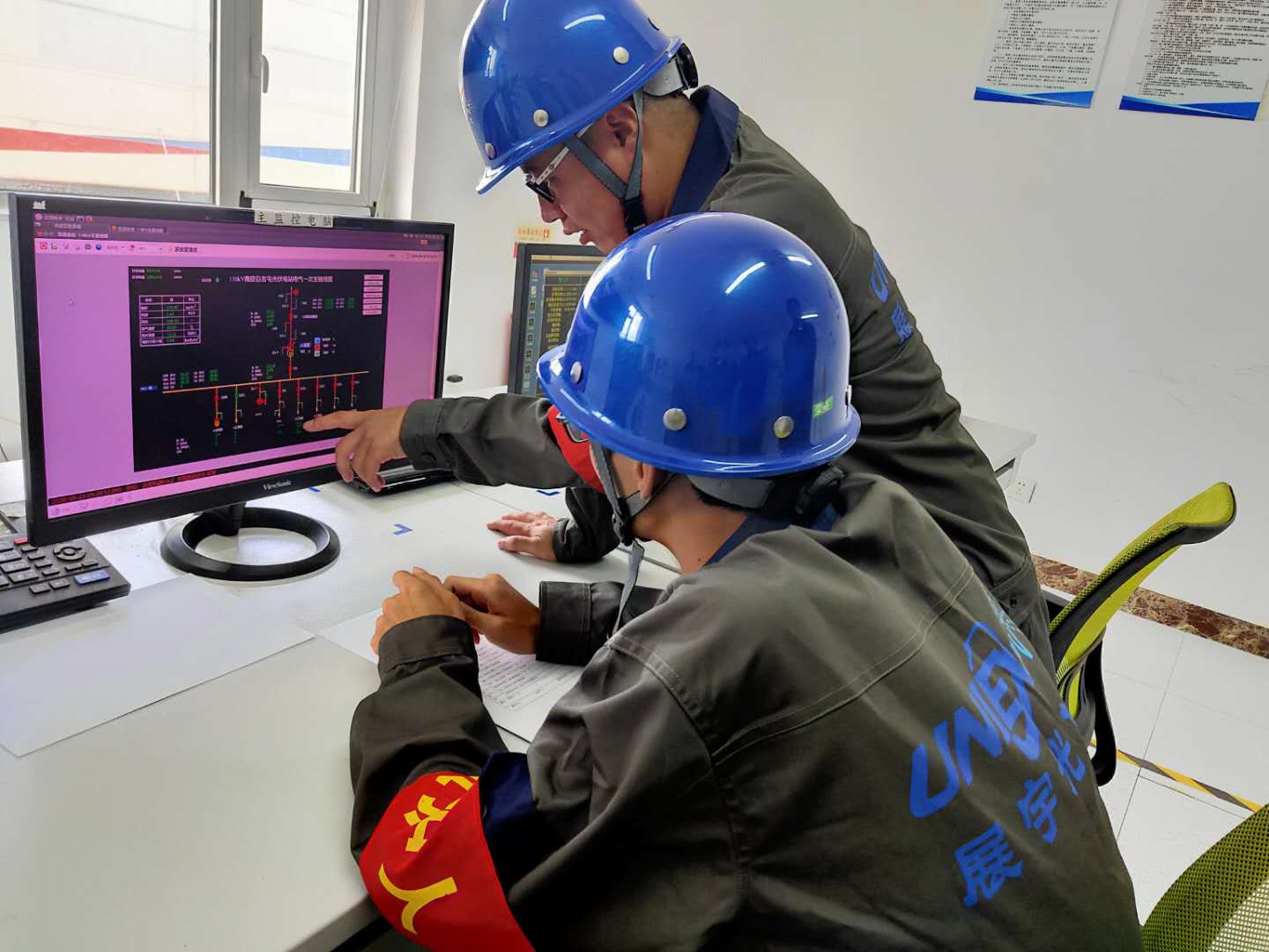 全力以赴確保雙節(jié)期間電站安全運行，展宇運維在行動